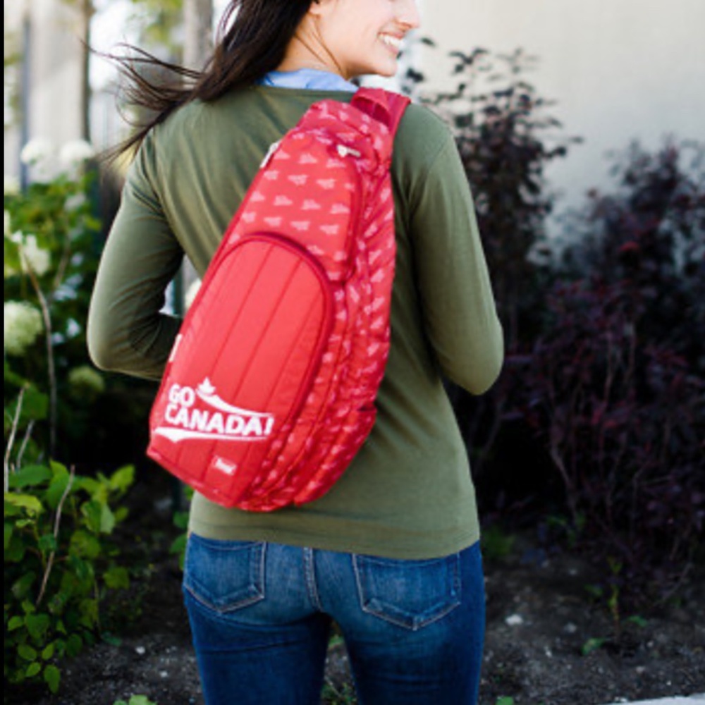 Lug ‘Go Canada’ Glider Sling Bag Red